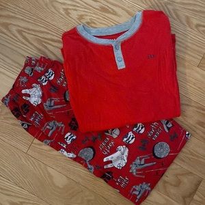 GAP| Star Wars™ 100% Organic Boys Cotton Graphic PJ Set. Size 10